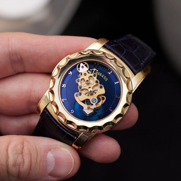 Ulysse Nardin Freak, 2001