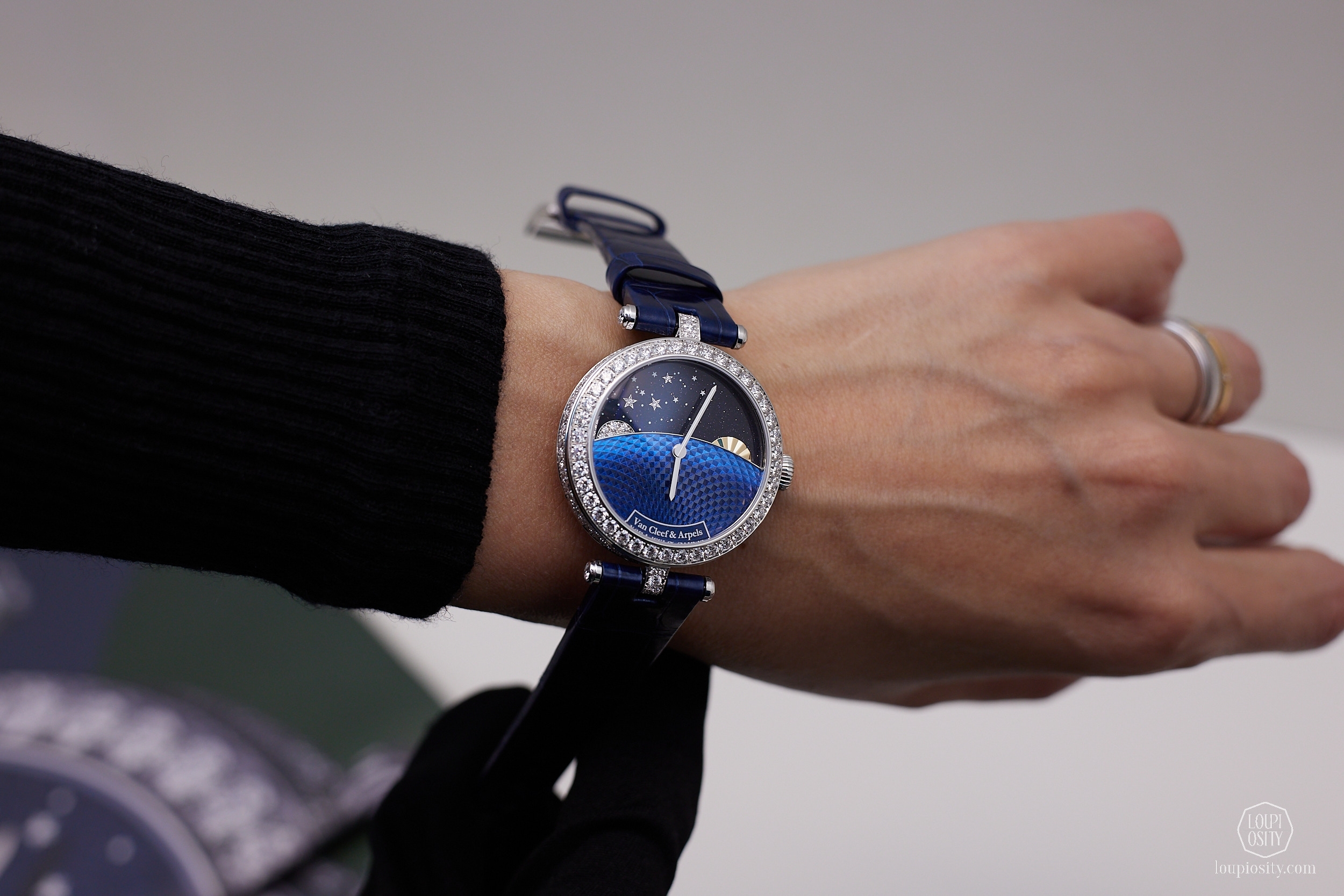 Van Cleef and Arpels Lady Jour Nuit