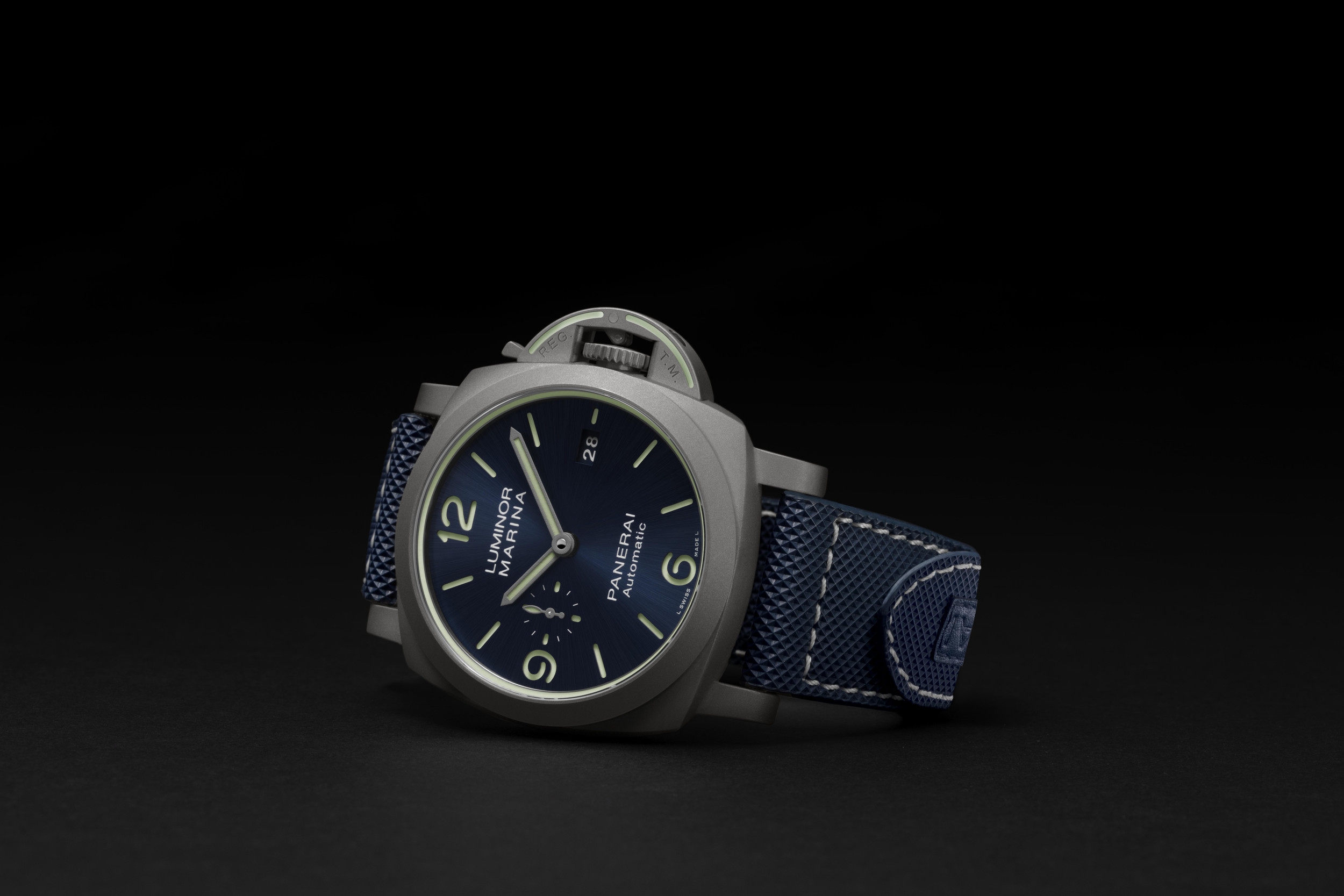 Officine Panerai Luminor Marina - 44mm (PAM1117)