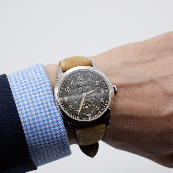 Patek Philippe Calatrava 5326G - Annual Calendar & Travel Time
