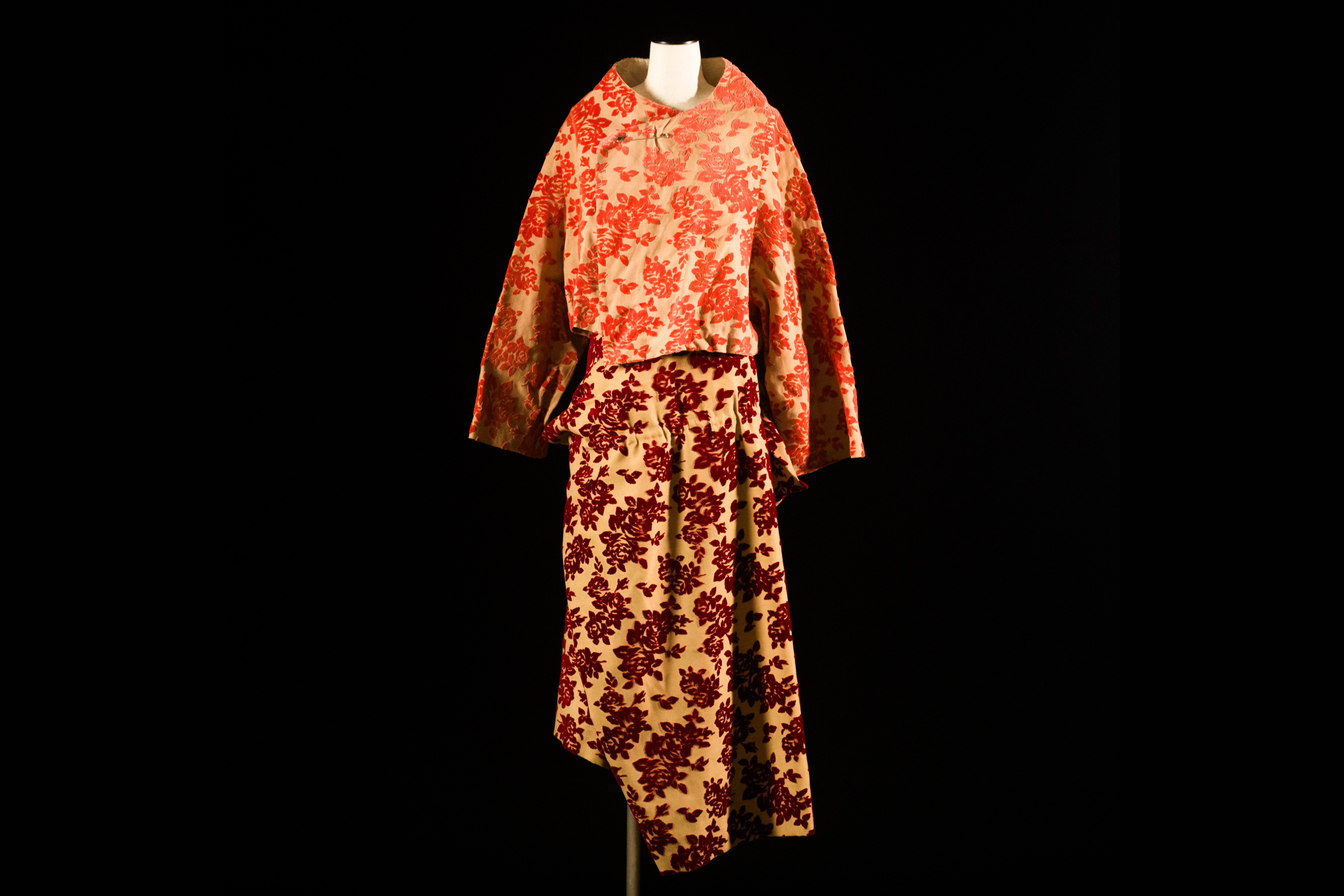 Rei Kawakubo & Comme des Garçons. 1969-1999.