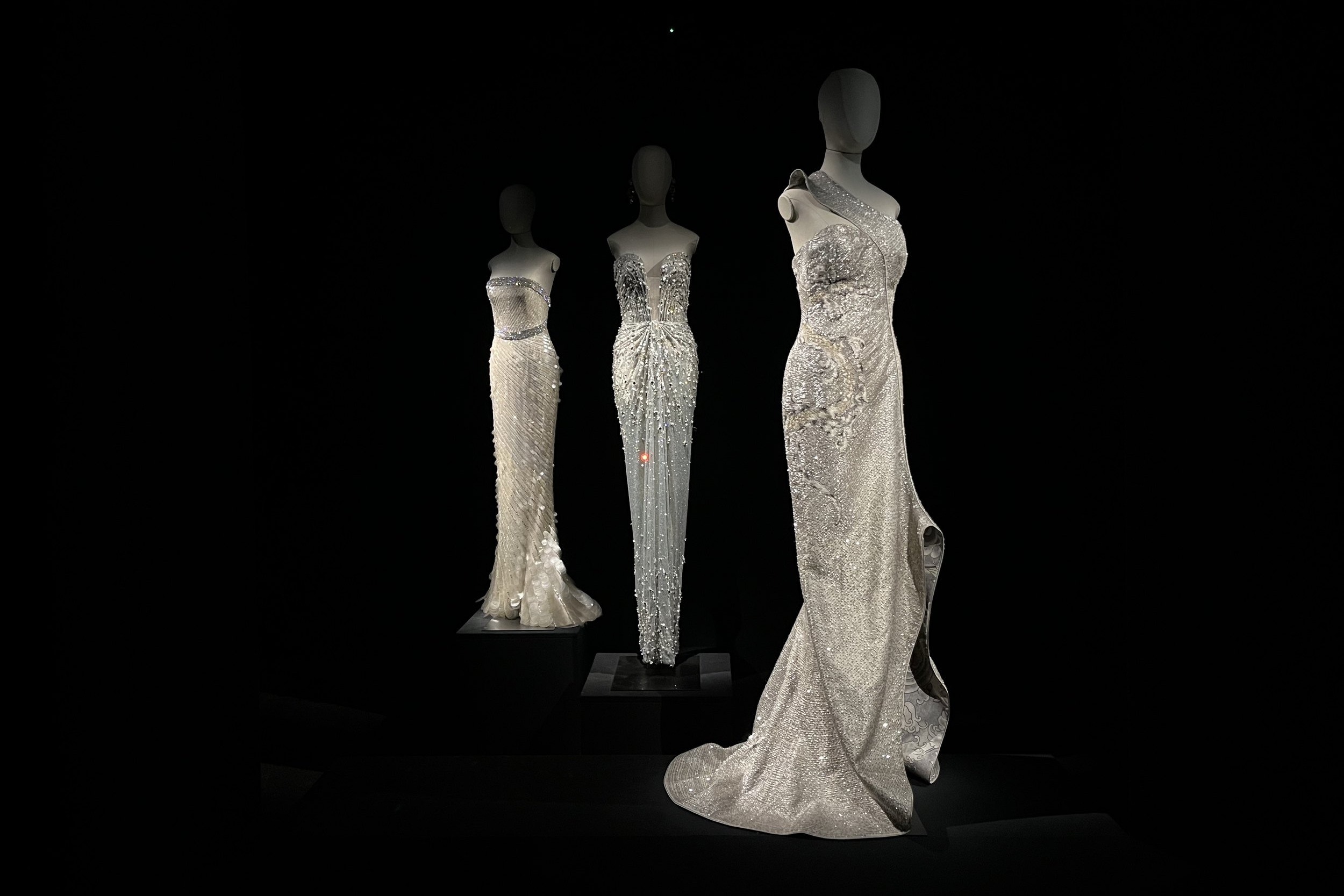 Giorgio Armani Privรฉ: Twenty Years of Haute Couture