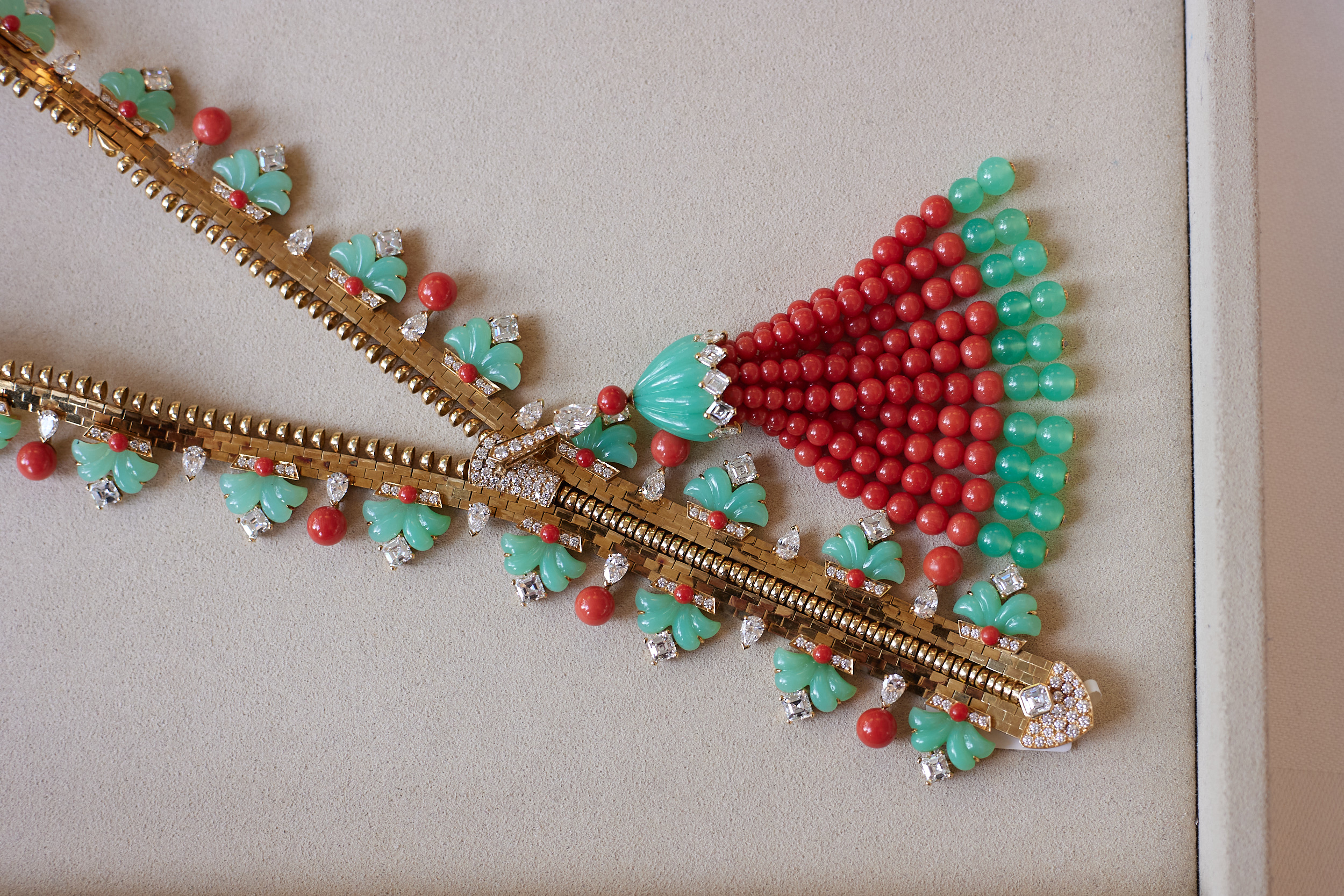 Phillips – Geneva Jewels Auction: VIย